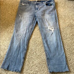 Distressed Light Blue Jeans KUT from the cloth